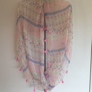 New wrap scarf with pink tassels